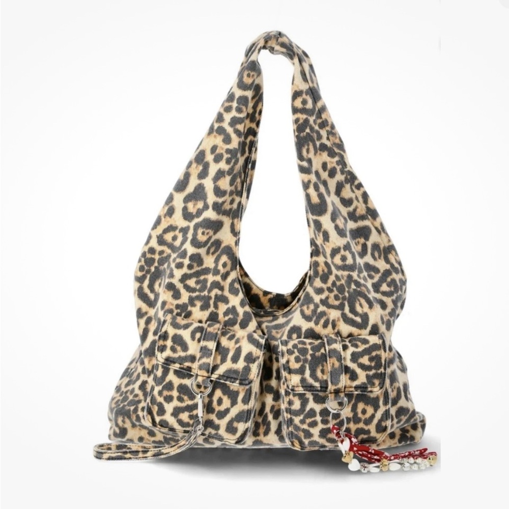 ‼️SOLD‼️Trending No Boundaries Shoulder Bag with Leopard Print✨